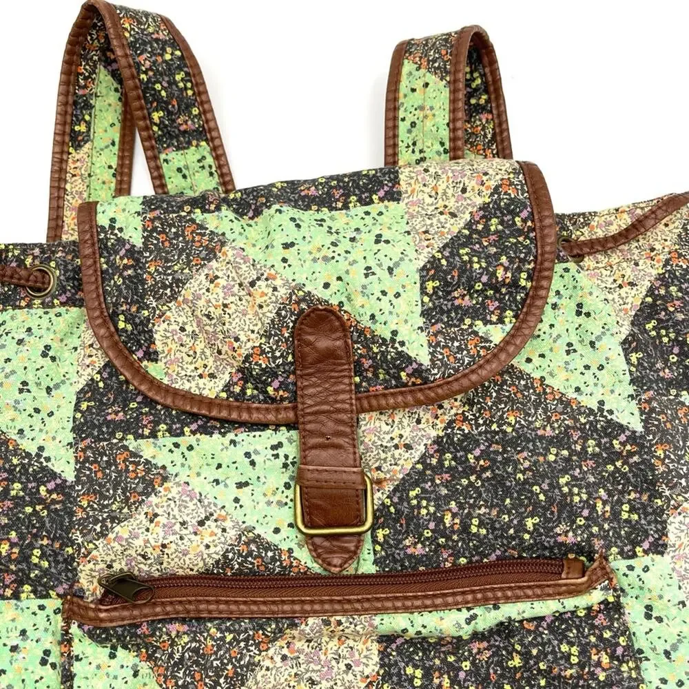 URBAN OUTFITTERS - Kimchi Blue backpack green patchwork & faux leather trimming